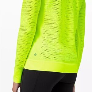 Lululemon Swiftly Tech Long Sleeve – Size M/L (Approx. 10–12